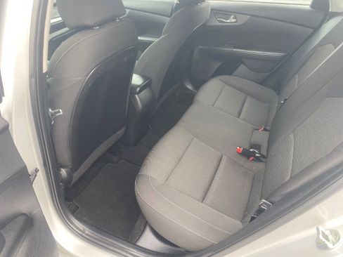Used 2020 Kia Forte LXS FWD image 12