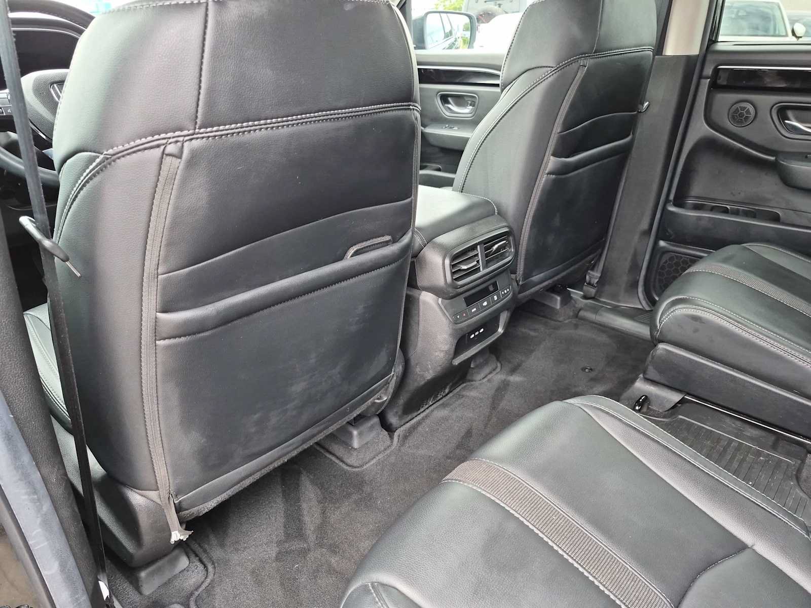 Certified 2025 Honda Pilot Touring image 17