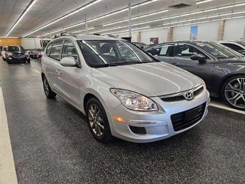 Used 2012 Hyundai Elantra w/ Preferred Pkg FWD image 4