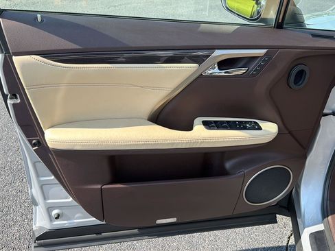 Used 2016 Lexus RX 350 FWD w/ Luxury Package image 17