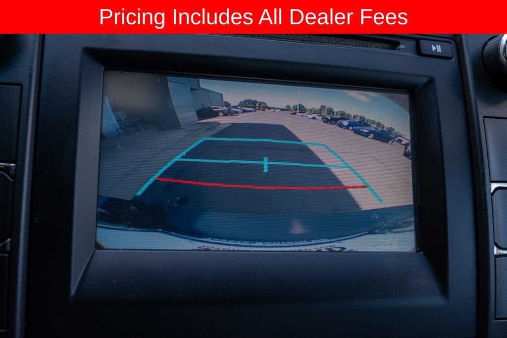 Used 2017 Toyota Camry LE FWD image 12