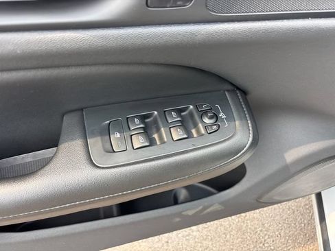 Used 2024 Volvo S60 B5 Core FWD image 16