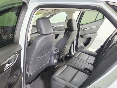 Used 2025 Buick Envision Preferred AWD/4WD image 25