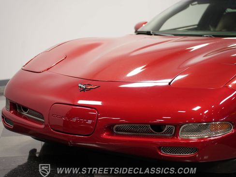 Used 1998 Chevrolet Corvette Coupe image 19