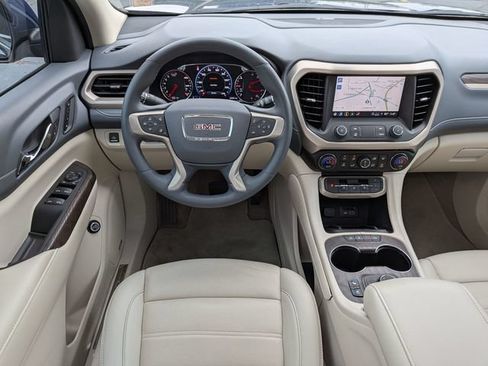 Used 2023 GMC Acadia Denali w/ Denali Ultimate Package FWD image 36