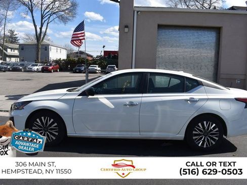 Used 2024 Nissan Sentra SV FWD image 5