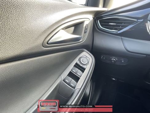 Used 2023 Buick Encore GX Preferred image 18