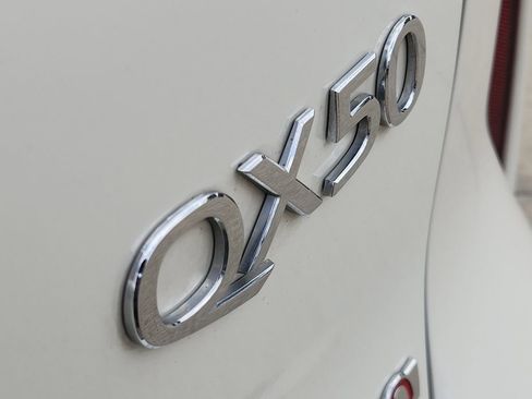 Used 2020 INFINITI QX50 Essential w/ Edition 30 Package image 12