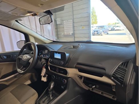 Used 2020 Ford EcoSport S image 12