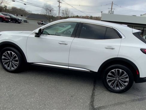 Certified 2025 Buick Envision Preferred image 7