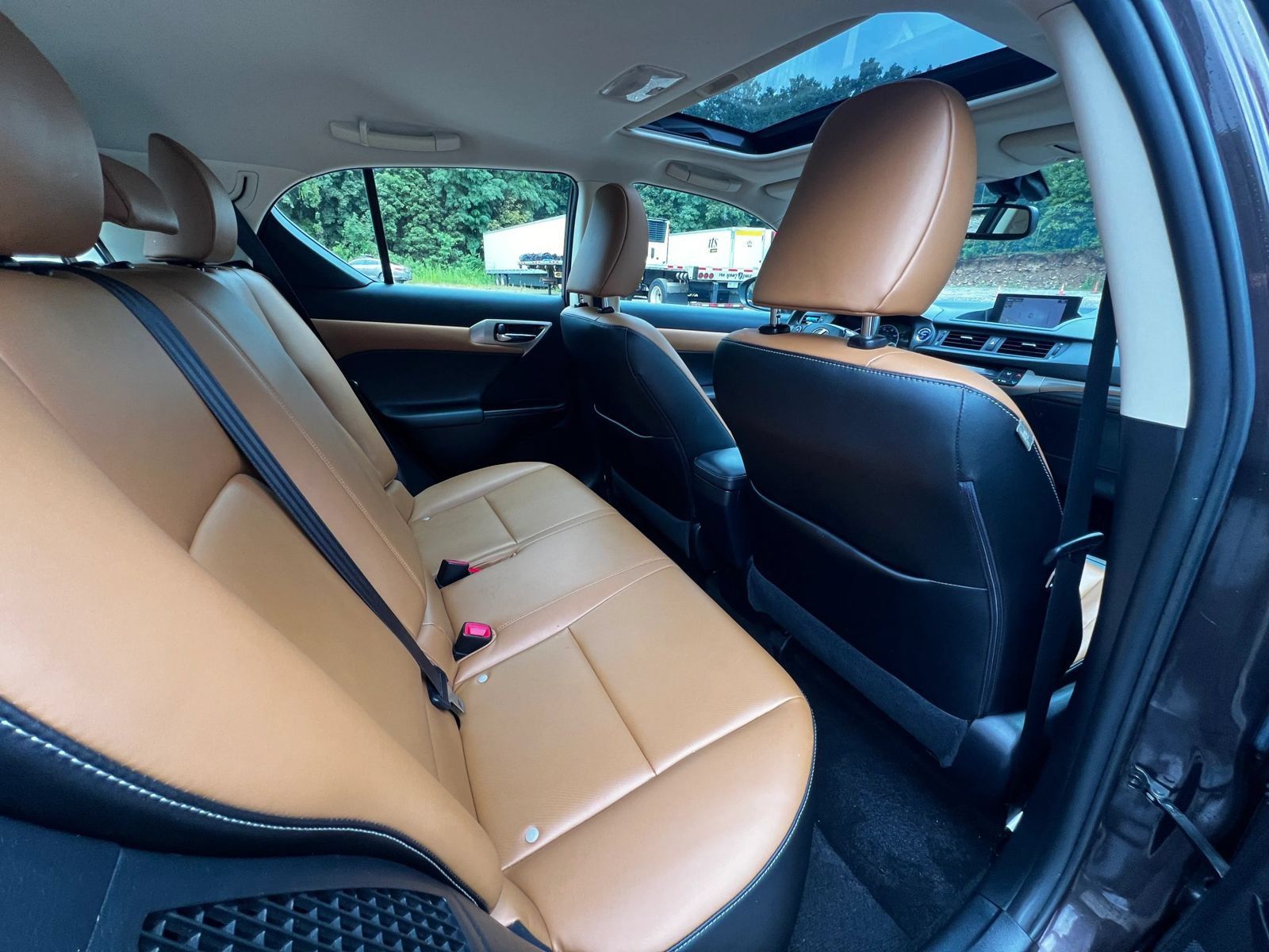 Used 2014 Lexus CT 200h FWD image 12
