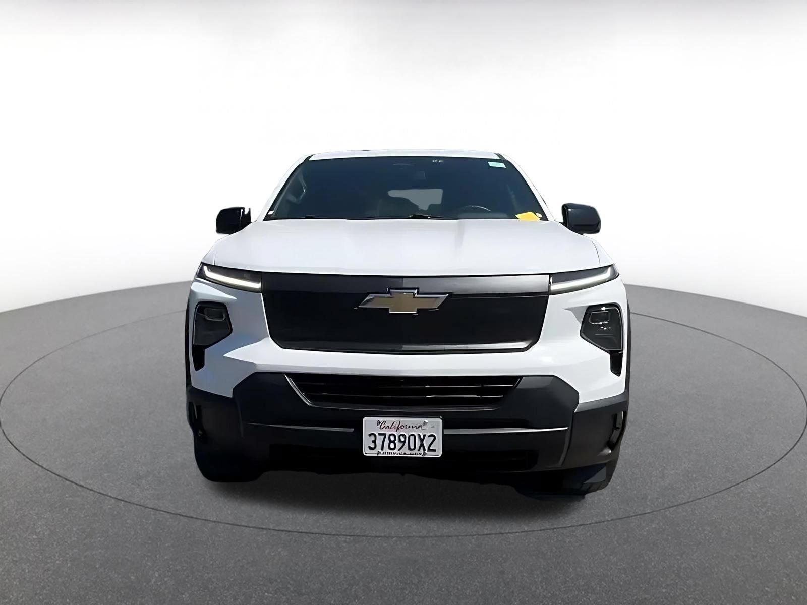 Used 2024 Chevrolet Silverado EV W/T AWD/4WD image 4