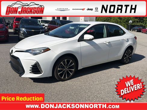 Used 2017 Toyota Corolla SE FWD image 1