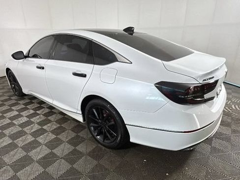 Used 2022 Honda Accord EX-L image 4