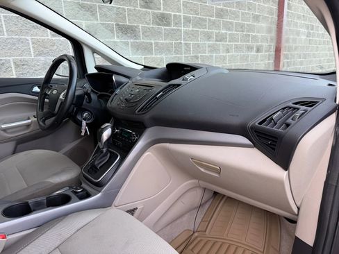 Used 2015 Ford C-MAX SE image 19