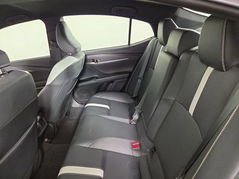 Used 2025 Toyota Camry SE FWD image 15