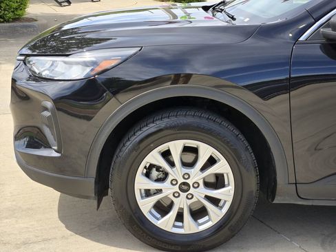 Used 2024 Ford Escape Active AWD/4WD image 6