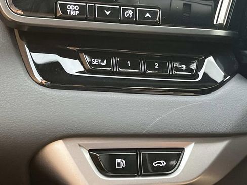 Used 2025 Lexus RX 350 Premium w/ Accessory Package (Z1) FWD image 34