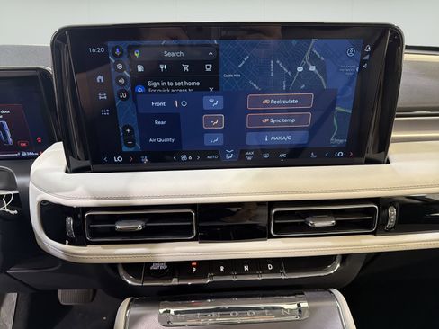 New 2026 Lincoln Aviator 2WD image 20