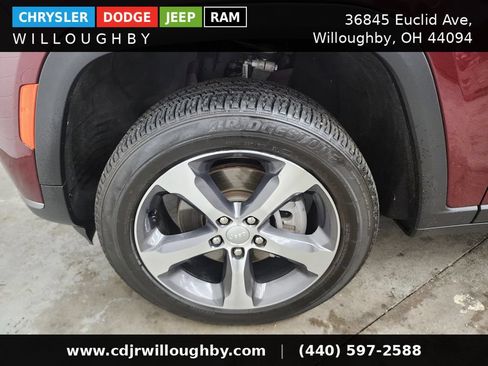 Used 2024 Jeep Grand Cherokee L Limited AWD/4WD image 43