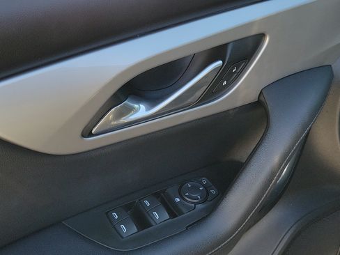 Used 2022 Chevrolet Blazer LT FWD image 10