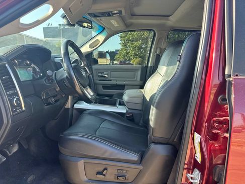 Used 2018 RAM 2500 Laramie AWD/4WD image 9