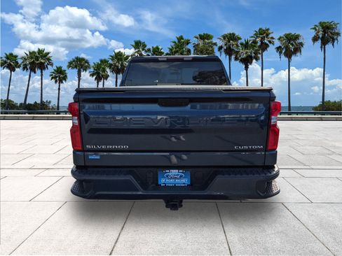Used 2022 Chevrolet Silverado 1500 Custom w/ Safety Confidence Package image 7