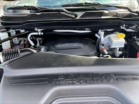 Used 2023 RAM 2500 Tradesman AWD/4WD image 9