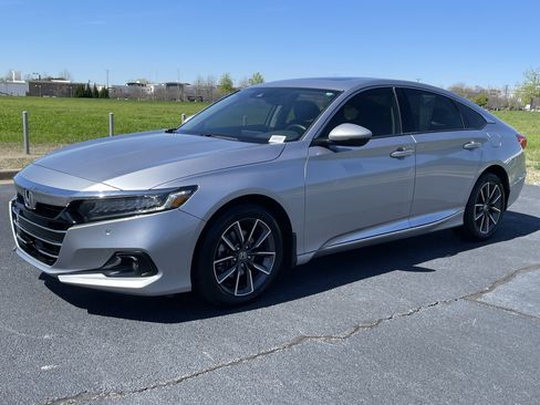 Certified 2021 Honda Accord EX-L image 5