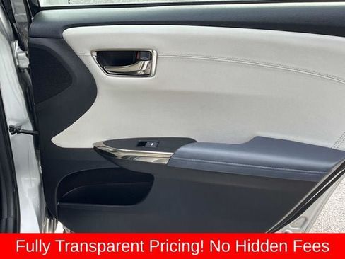 Used 2015 Toyota Avalon XLE Premium FWD image 19
