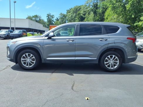 Used 2019 Hyundai Santa Fe SE AWD/4WD image 9