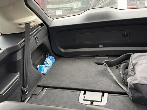 Used 2022 Volvo XC90 T5 Momentum w/ Advanced Package image 46