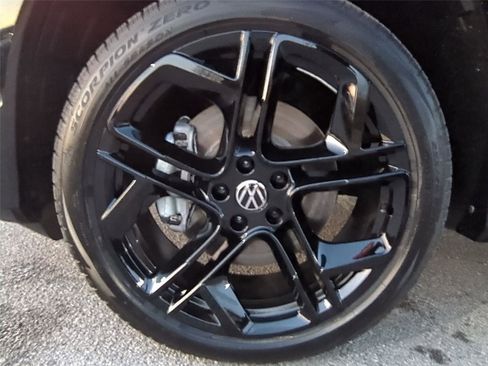 New 2026 Volkswagen Tiguan SE R-Line AWD/4WD image 22