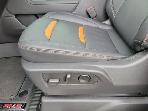 Used 2025 GMC Sierra 1500 AT4 w/ AT4 Premium Package image 14