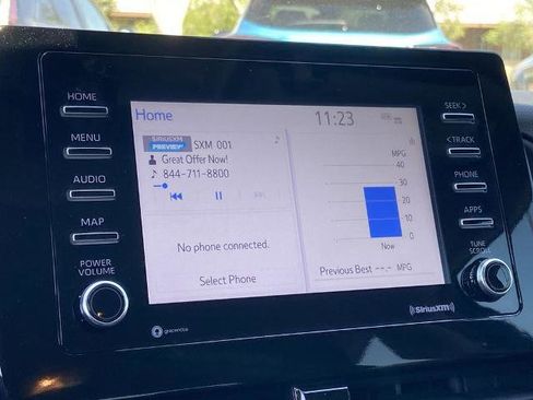 Used 2024 Toyota Camry LE image 9