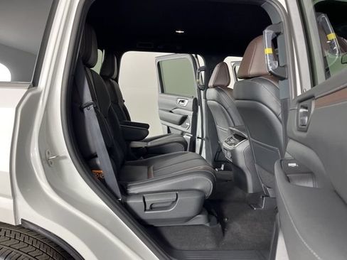 New 2026 Nissan Armada SL w/ Captain's Chari Seat Package RWD image 47