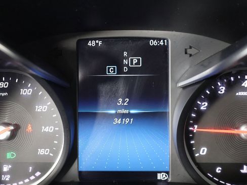 Used 2022 Mercedes-Benz GLC 300 4MATIC w/ Premium Package Lite image 41