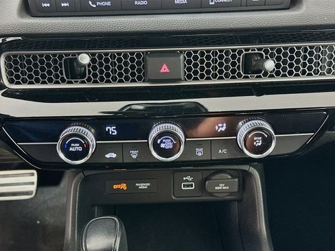 Used 2023 Honda Civic Sport image 22