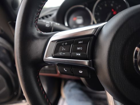 Used 2019 MAZDA MX-5 Miata RF Grand Touring w/ GT-S Package image 6