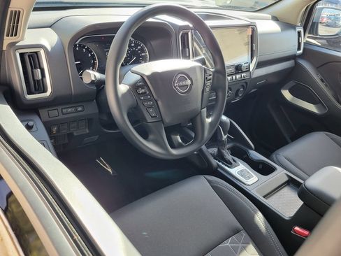 New 2026 Nissan Frontier SV w/ Tow Package AWD/4WD image 4