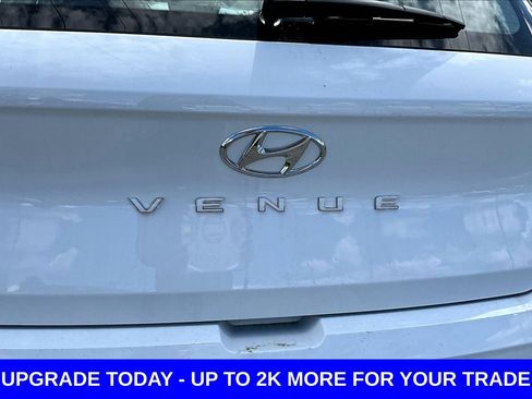 New 2026 Hyundai Venue SE image 11