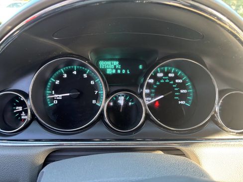 Used 2017 Buick Enclave Leather image 11