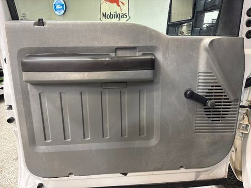 Used 2016 Ford F350 XL image 23