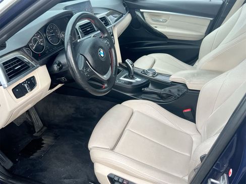Used 2017 BMW 330i xDrive Sedan image 10