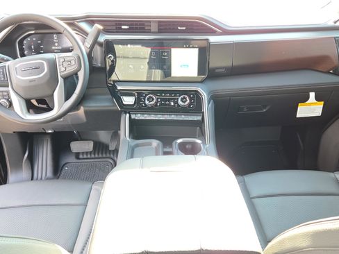 New 2026 GMC Sierra 3500 Denali w/ Denali Reserve Package AWD/4WD image 23