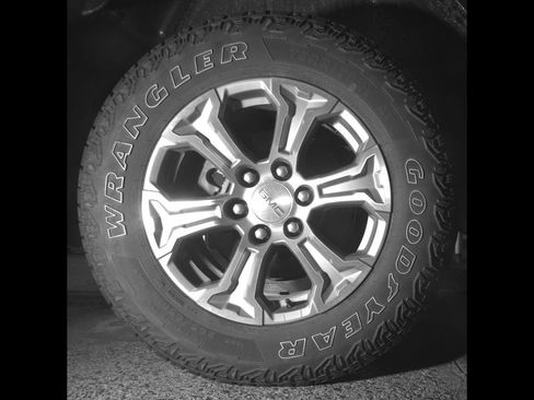 Certified 2022 GMC Sierra 1500 SLE AWD/4WD image 17