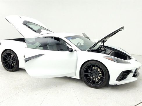 Used 2021 Chevrolet Corvette Stingray w/ Battery Protection Package image 13