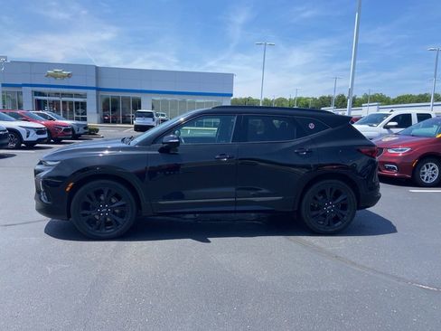 Used 2021 Chevrolet Blazer RS w/ Enhanced Convenience Package AWD/4WD image 2