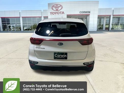 Used 2020 Kia Sportage LX image 7