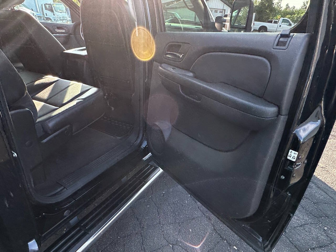 Used 2013 Chevrolet Silverado 2500 LTZ w/ LTZ Plus Package AWD/4WD image 26